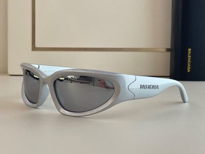 Balenciaga Sunglasses 450
